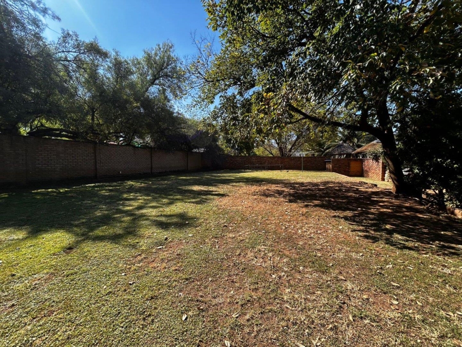 4 Bedroom Property for Sale in Brackendowns Gauteng