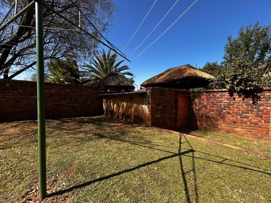 4 Bedroom Property for Sale in Brackendowns Gauteng