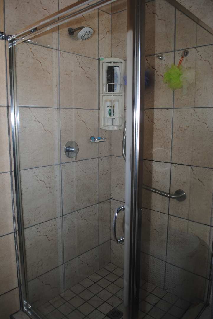 4 Bedroom Property for Sale in Rothdene Gauteng