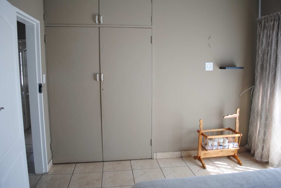 4 Bedroom Property for Sale in Rothdene Gauteng