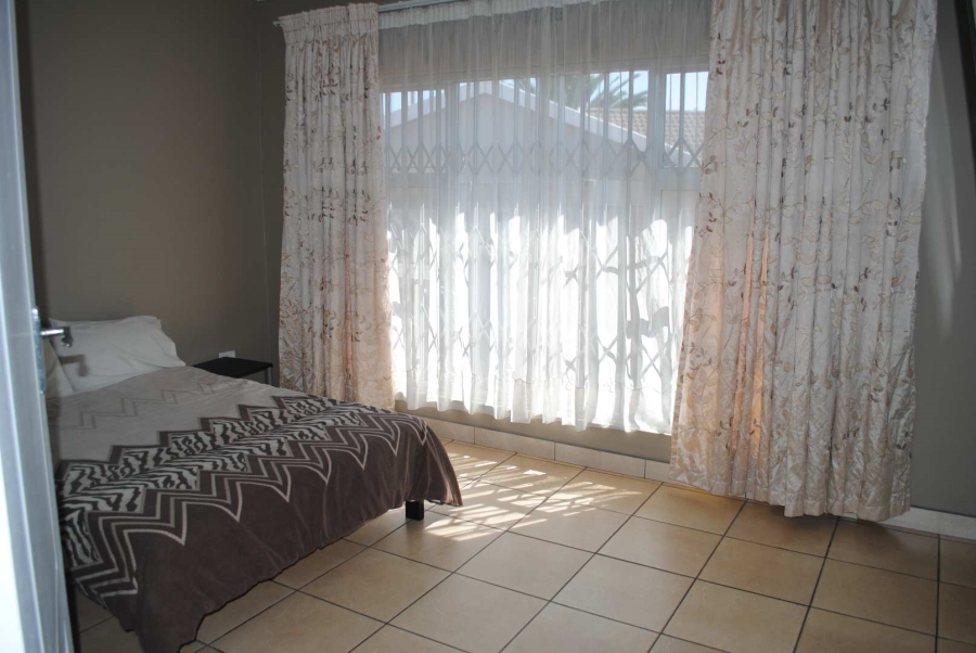 4 Bedroom Property for Sale in Rothdene Gauteng