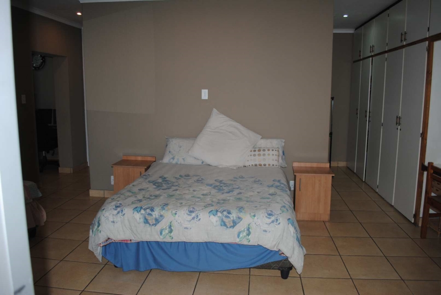 4 Bedroom Property for Sale in Rothdene Gauteng