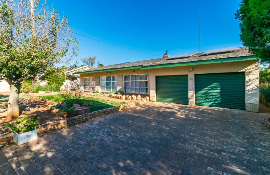 4 Bedroom Property for Sale in Horison Park Gauteng