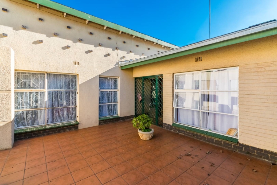 4 Bedroom Property for Sale in Horison Park Gauteng
