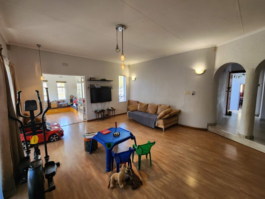 4 Bedroom Property for Sale in Brackenhurst Gauteng