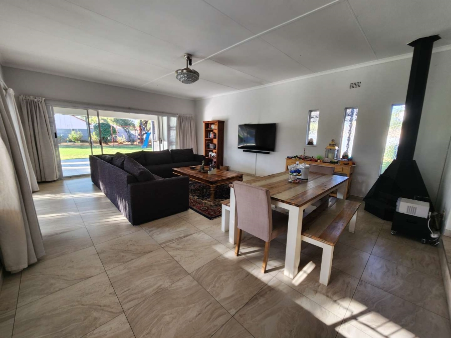 4 Bedroom Property for Sale in Brackenhurst Gauteng
