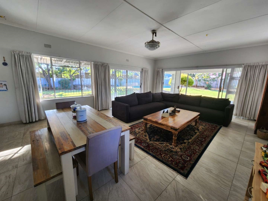 4 Bedroom Property for Sale in Brackenhurst Gauteng