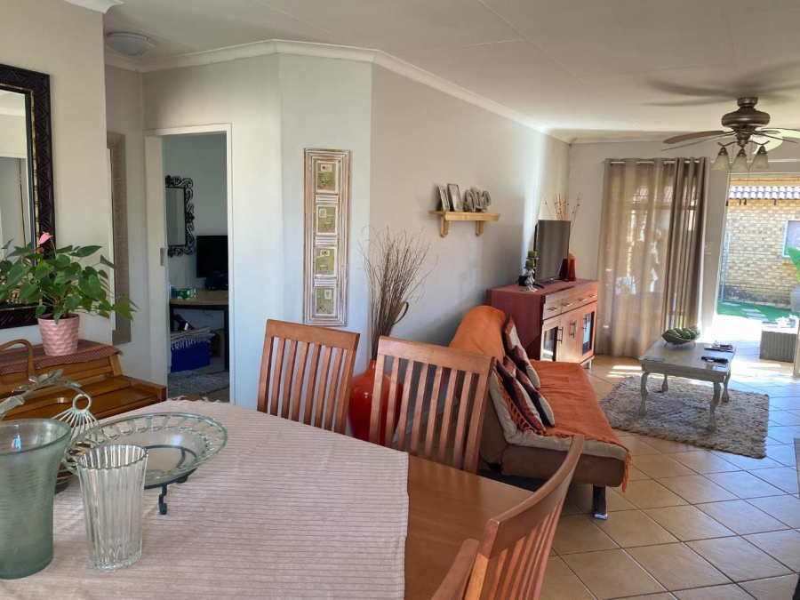 2 Bedroom Property for Sale in Moreleta Park Gauteng