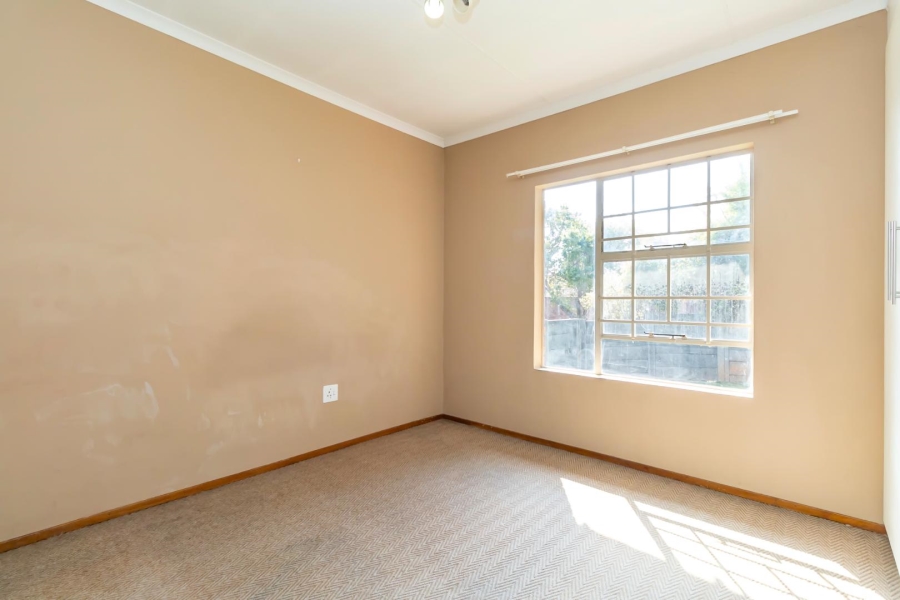 To Let 2 Bedroom Property for Rent in Weltevreden Park Gauteng
