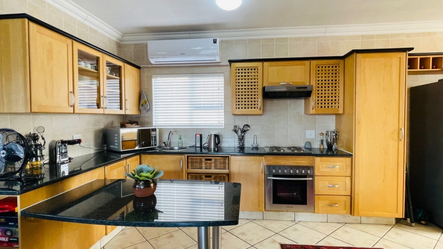 2 Bedroom Property for Sale in Midstream Estate Gauteng
