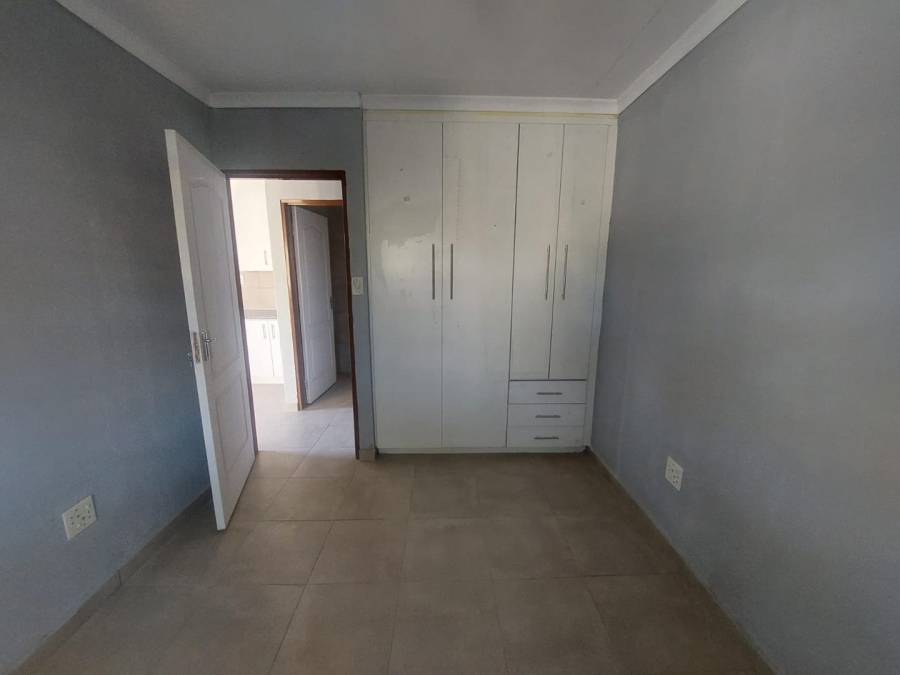 To Let 1 Bedroom Property for Rent in Brackendowns Gauteng