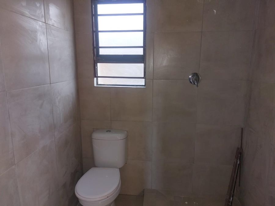To Let 1 Bedroom Property for Rent in Brackendowns Gauteng