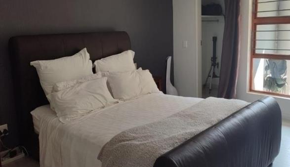 To Let 3 Bedroom Property for Rent in Sandown Gauteng