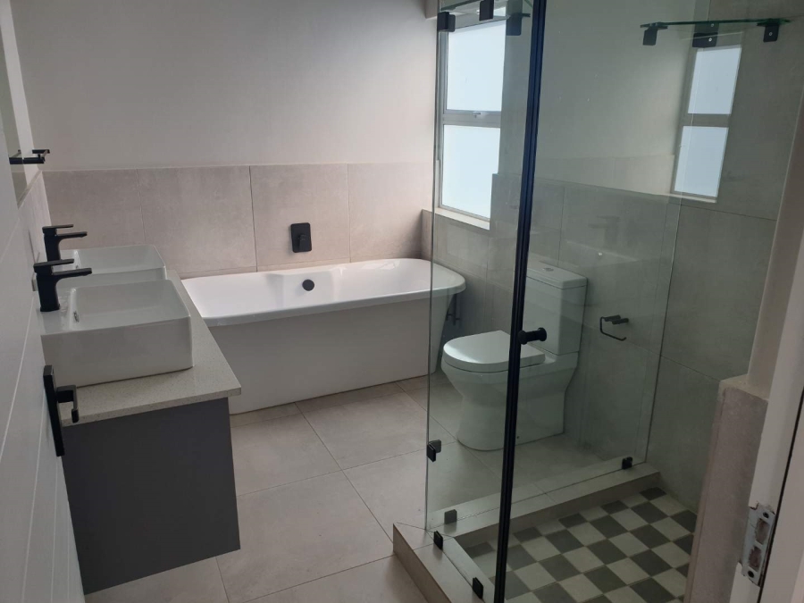 2 Bedroom Property for Sale in Brooklyn Gauteng