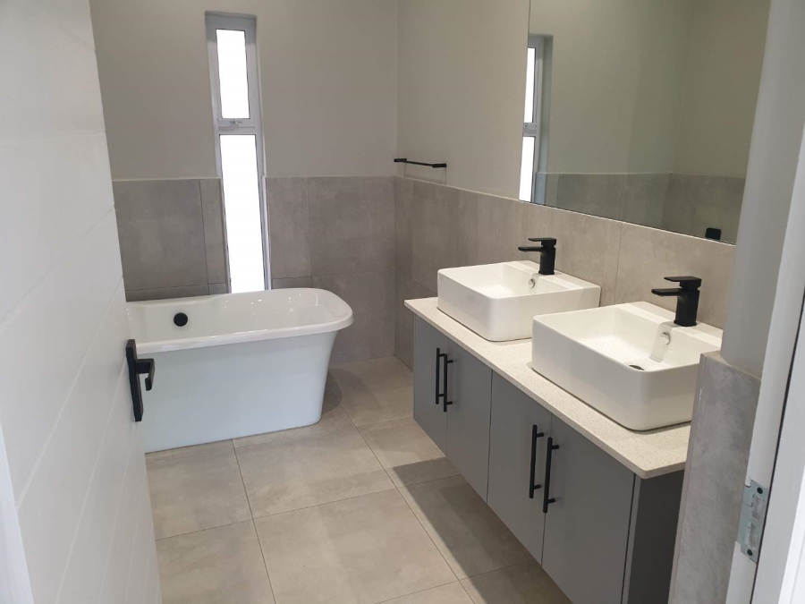 2 Bedroom Property for Sale in Brooklyn Gauteng