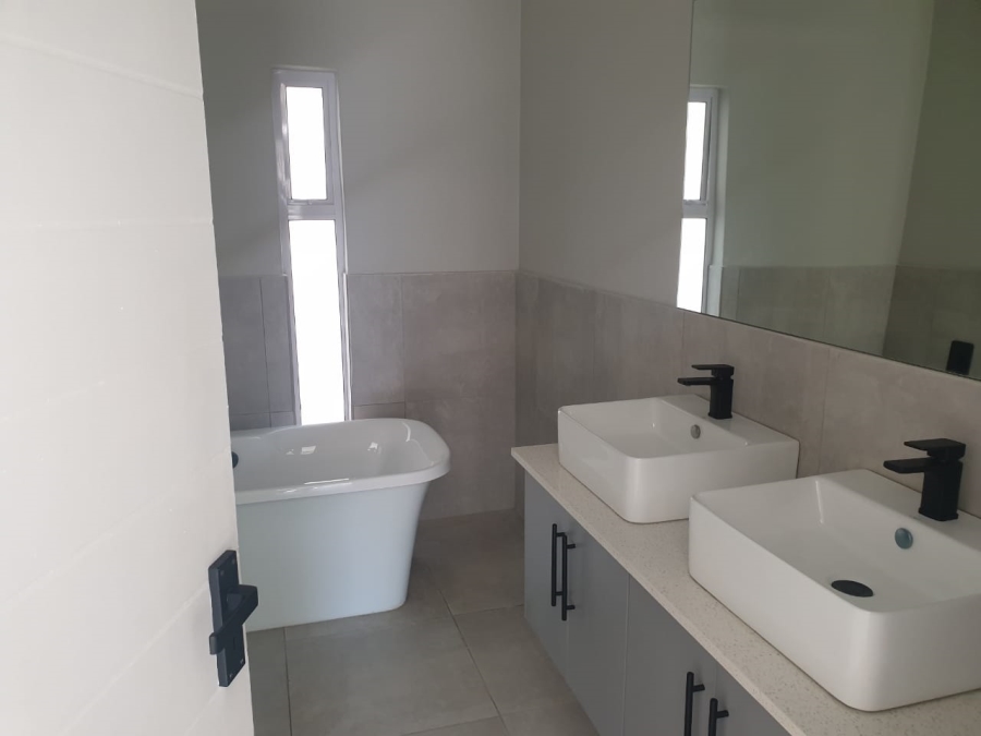 2 Bedroom Property for Sale in Brooklyn Gauteng