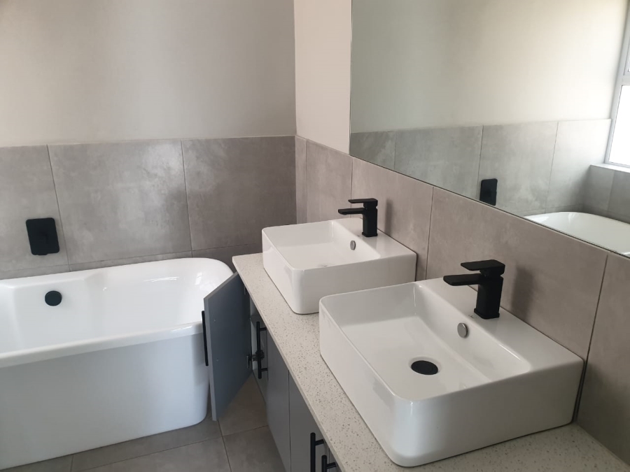 2 Bedroom Property for Sale in Brooklyn Gauteng