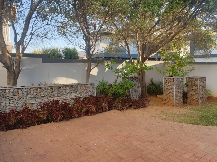 4 Bedroom Property for Sale in Eye of Africa Gauteng