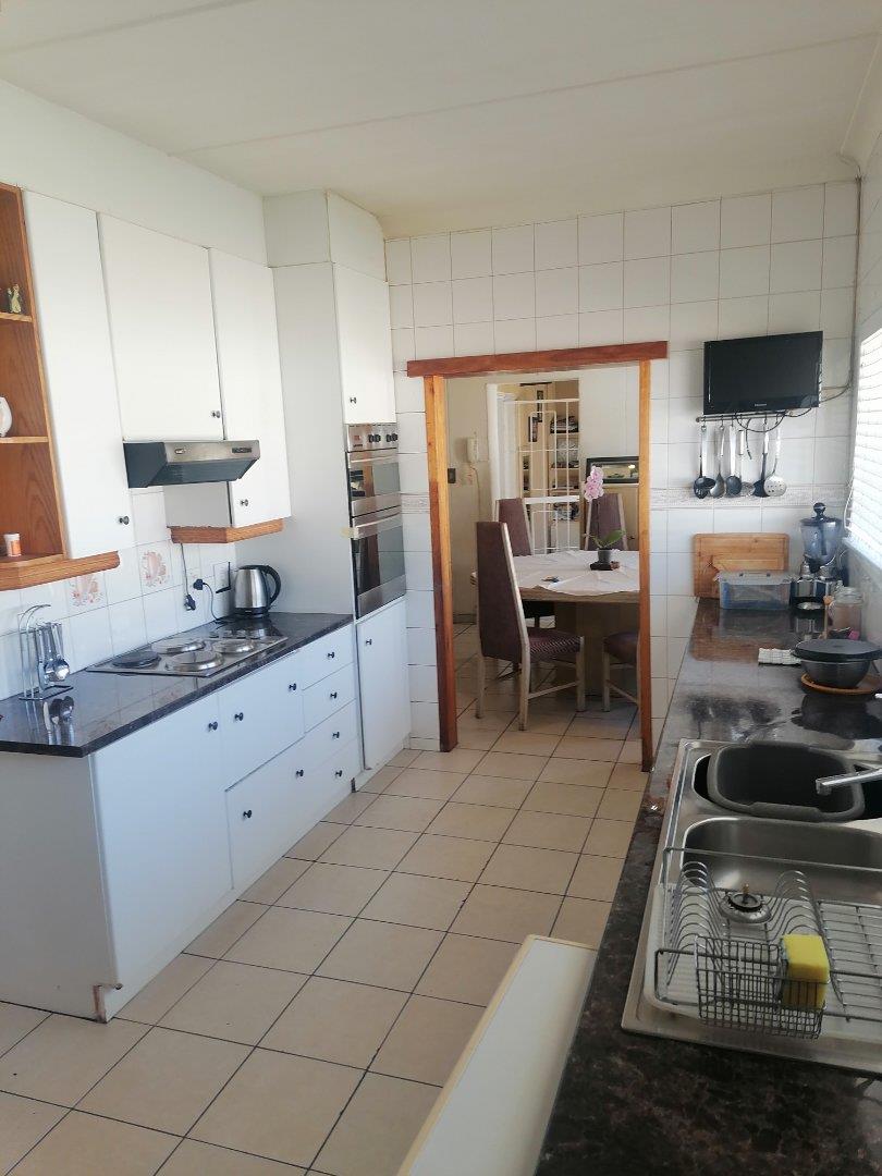 4 Bedroom Property for Sale in Brackenhurst Gauteng