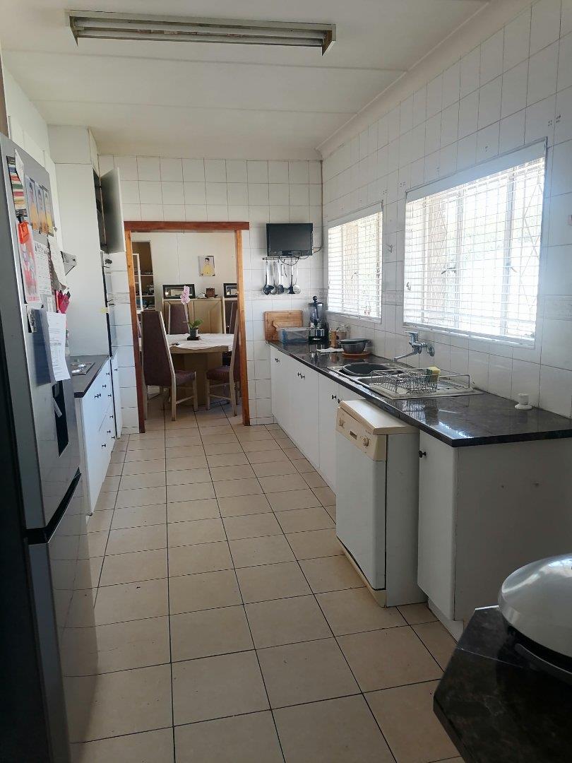 4 Bedroom Property for Sale in Brackenhurst Gauteng