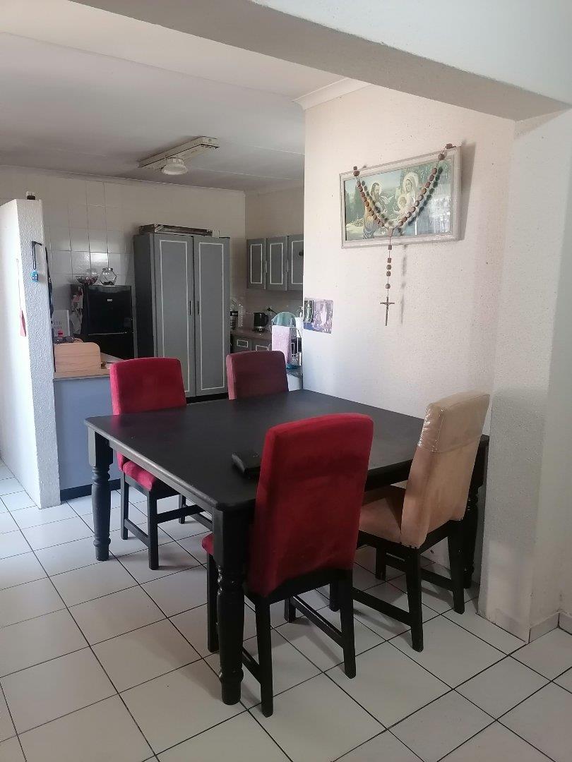 4 Bedroom Property for Sale in Brackenhurst Gauteng