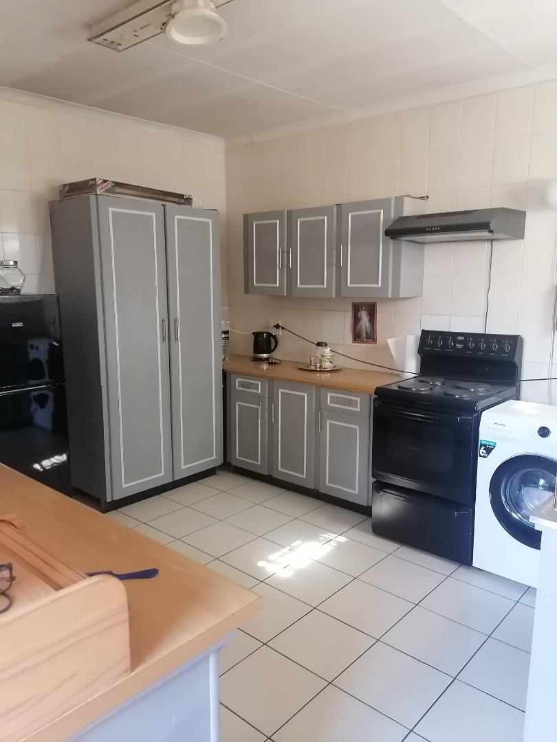 4 Bedroom Property for Sale in Brackenhurst Gauteng