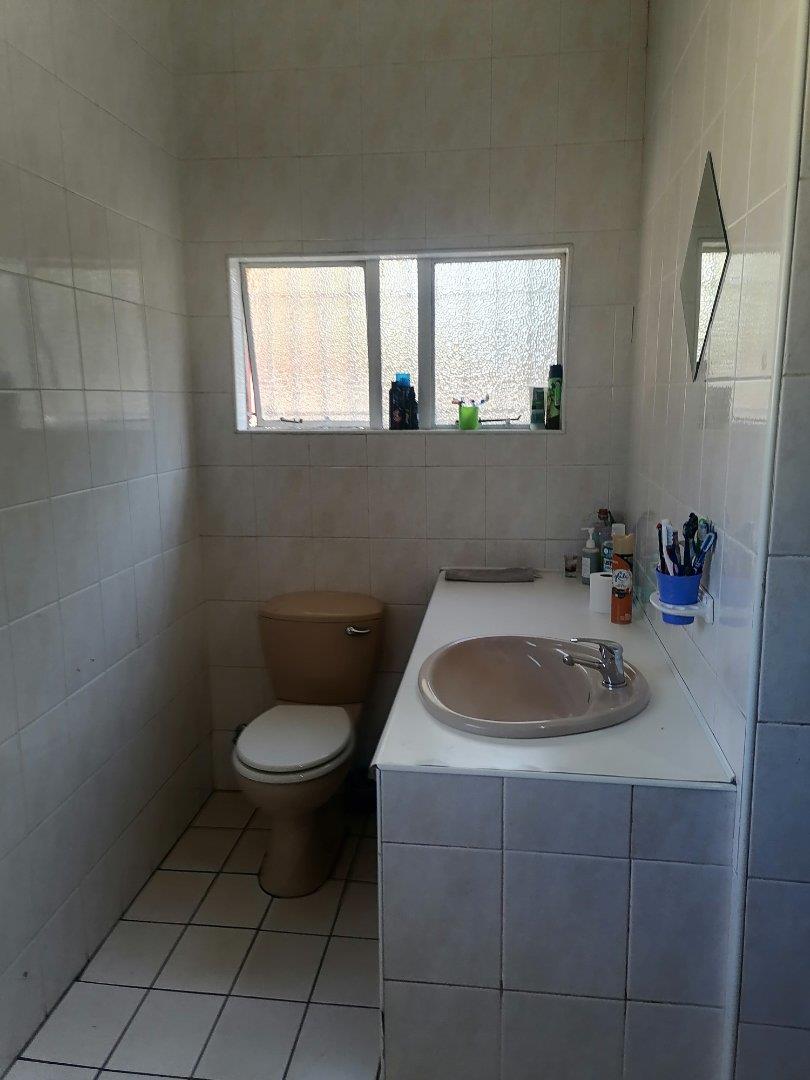4 Bedroom Property for Sale in Brackenhurst Gauteng