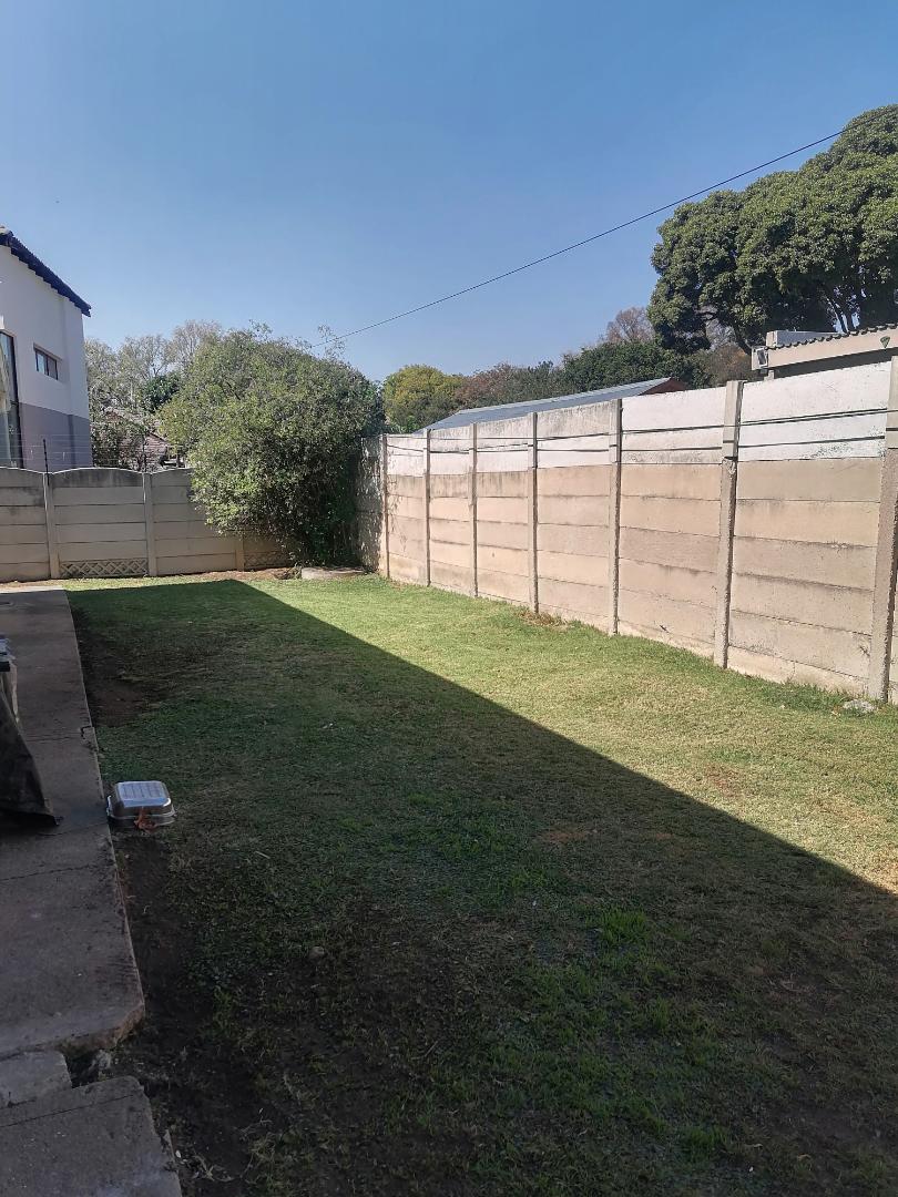 4 Bedroom Property for Sale in Brackenhurst Gauteng