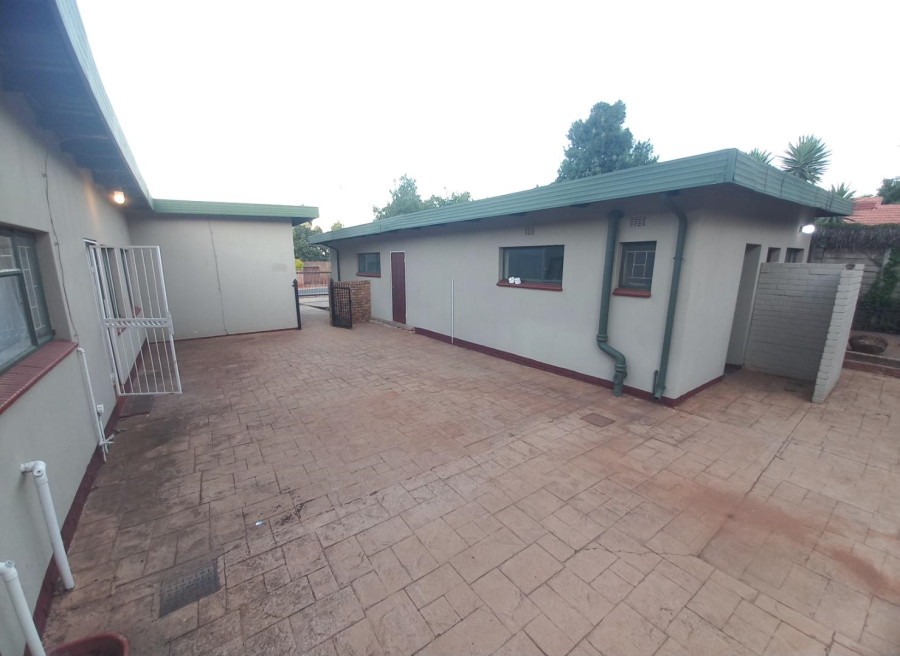 4 Bedroom Property for Sale in The Orchards Gauteng