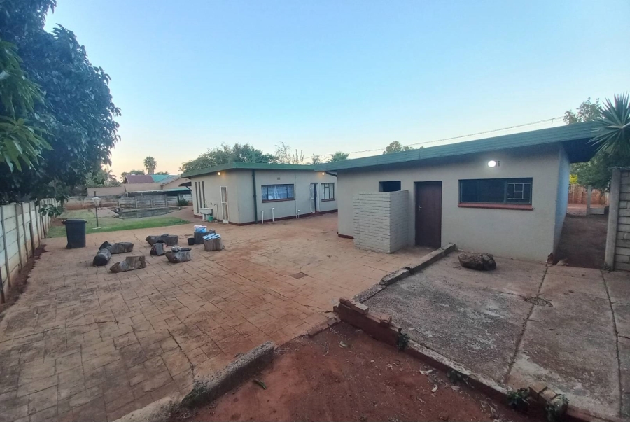 4 Bedroom Property for Sale in The Orchards Gauteng