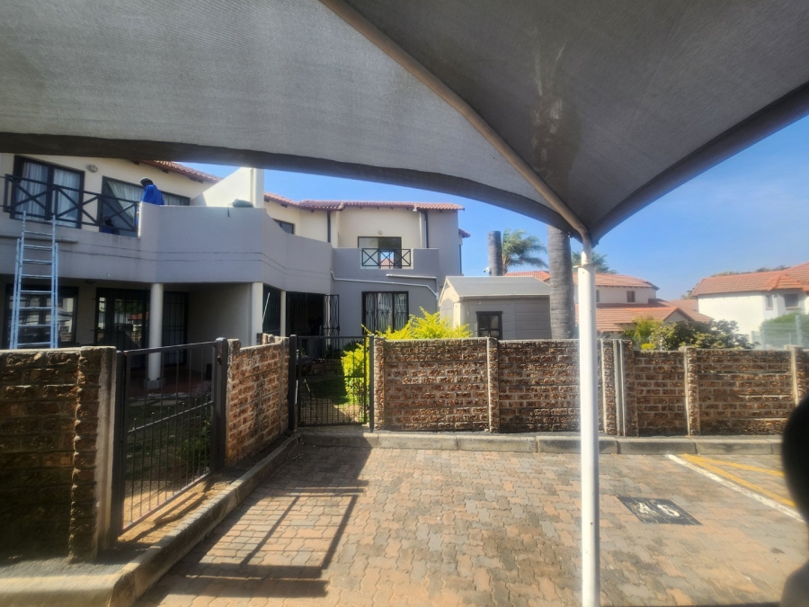 To Let 2 Bedroom Property for Rent in Northwold Gauteng