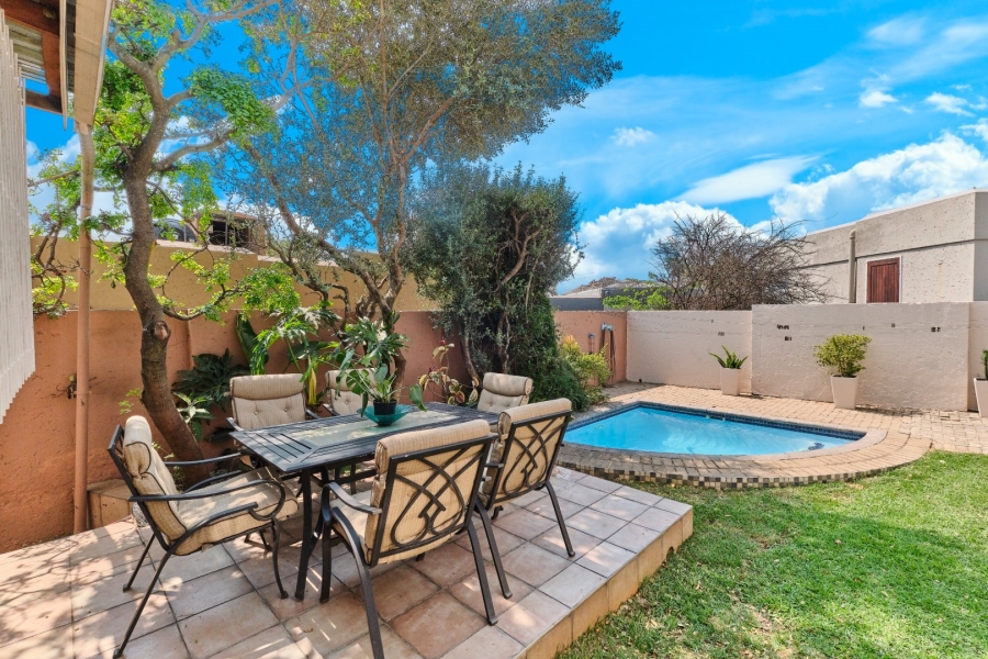 3 Bedroom Property for Sale in Bromhof Gauteng