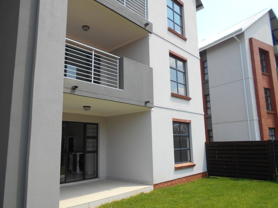 To Let 3 Bedroom Property for Rent in Glen Marais Gauteng