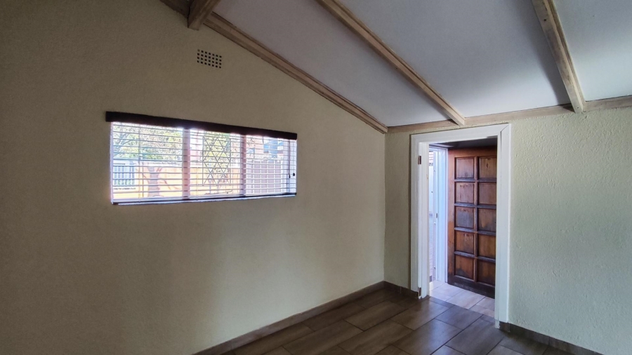 4 Bedroom Property for Sale in Farrarmere Gauteng