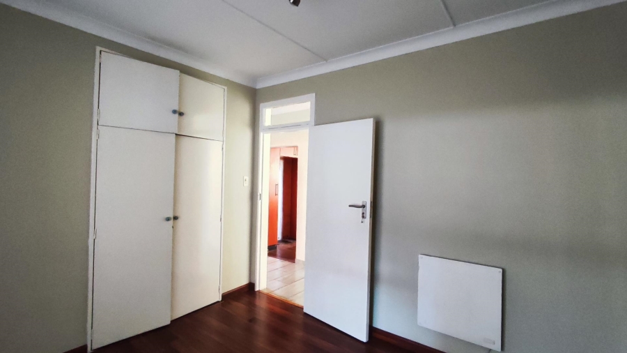 4 Bedroom Property for Sale in Farrarmere Gauteng