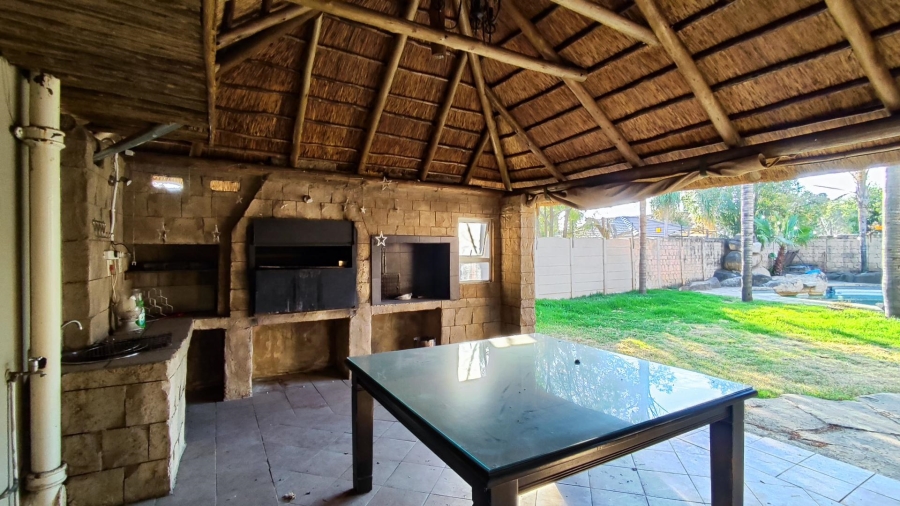 4 Bedroom Property for Sale in Farrarmere Gauteng
