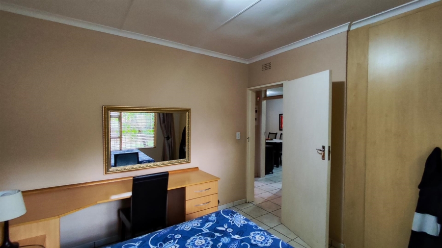 2 Bedroom Property for Sale in Van Riebeeck Park Gauteng