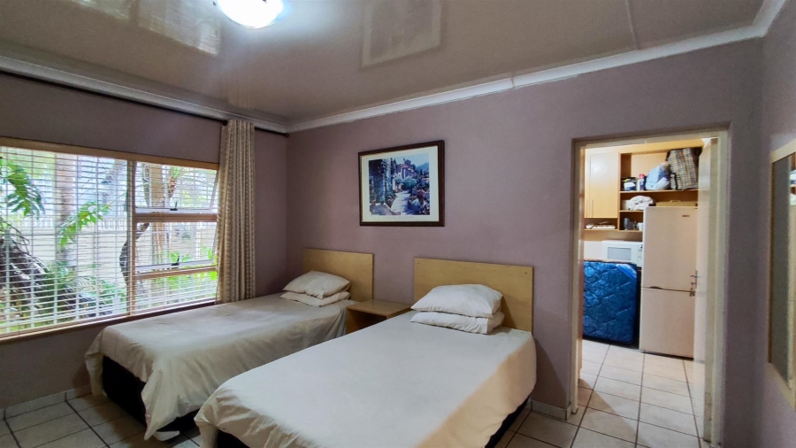 2 Bedroom Property for Sale in Van Riebeeck Park Gauteng
