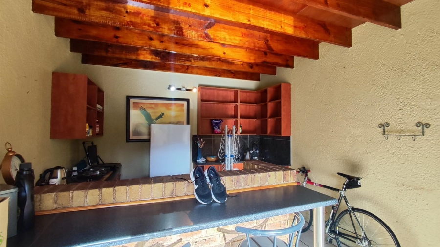 2 Bedroom Property for Sale in Van Riebeeck Park Gauteng