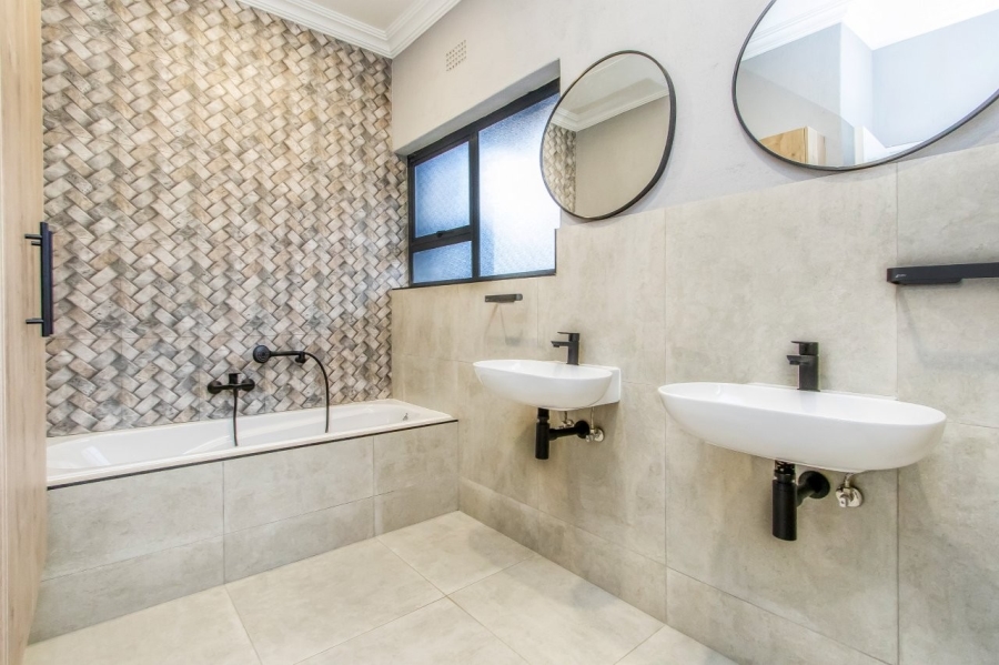 4 Bedroom Property for Sale in Randpark Ridge Gauteng
