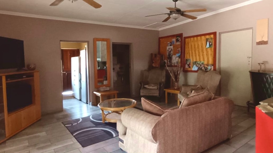 6 Bedroom Property for Sale in Riversdale Gauteng
