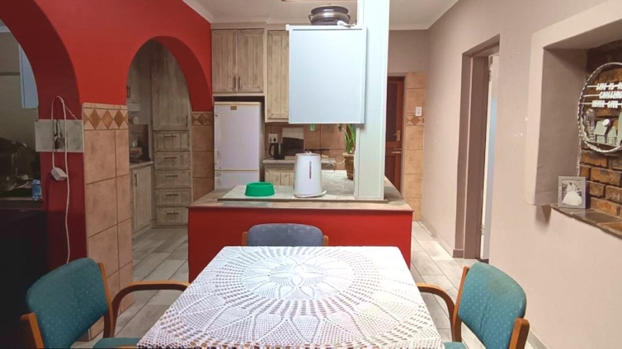 6 Bedroom Property for Sale in Riversdale Gauteng