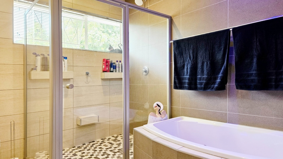 2 Bedroom Property for Sale in Three Rivers Gauteng