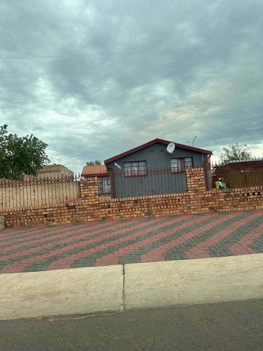 2 Bedroom Property for Sale in Endulweni Gauteng