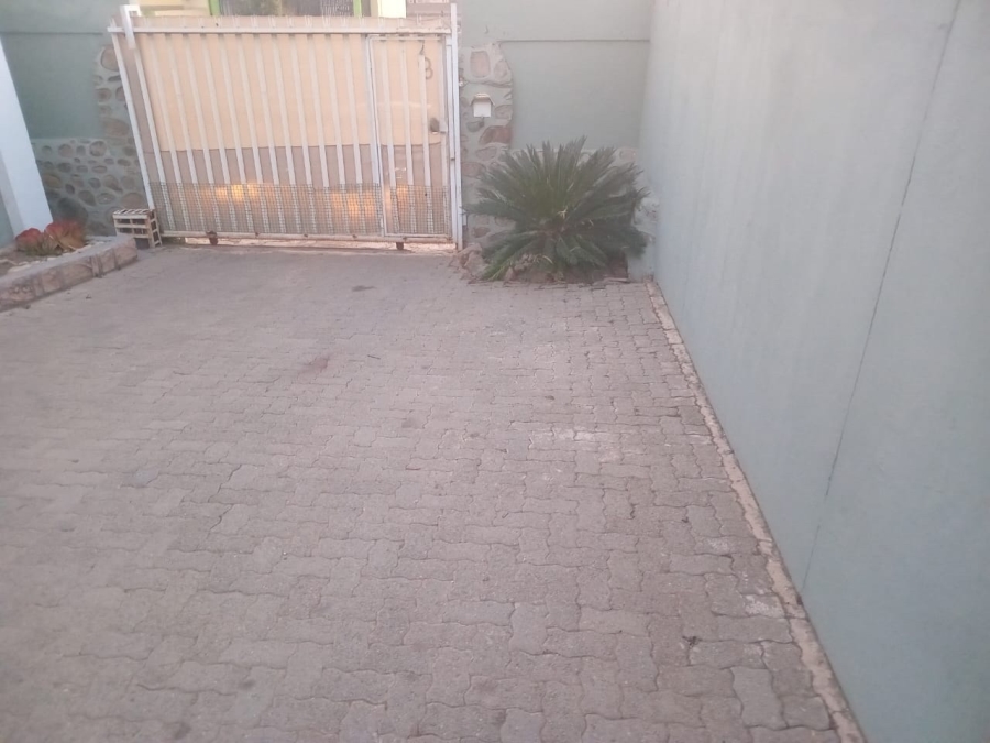 4 Bedroom Property for Sale in Cosmo City Gauteng