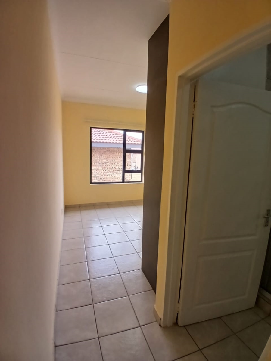 To Let 3 Bedroom Property for Rent in Rynfield A H Gauteng