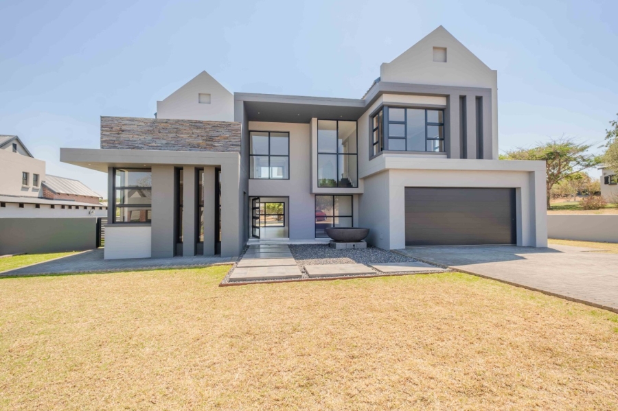 4 Bedroom Property for Sale in Waterlake Farm Lifestyle Estate Gauteng