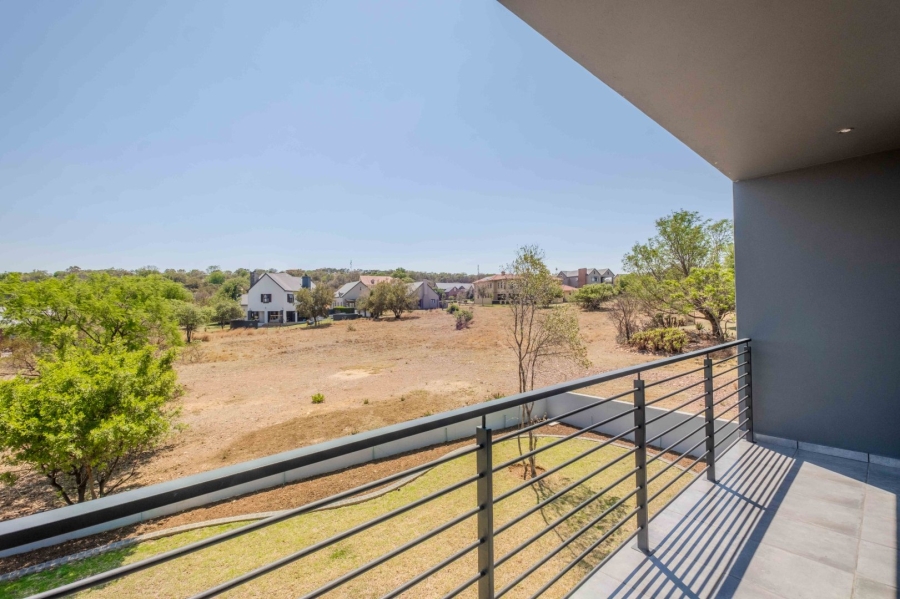 4 Bedroom Property for Sale in Waterlake Farm Lifestyle Estate Gauteng