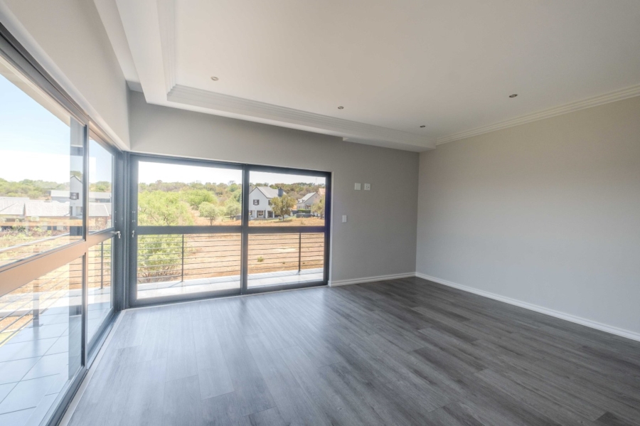 4 Bedroom Property for Sale in Waterlake Farm Lifestyle Estate Gauteng