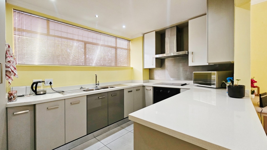 2 Bedroom Property for Sale in Three Rivers Gauteng